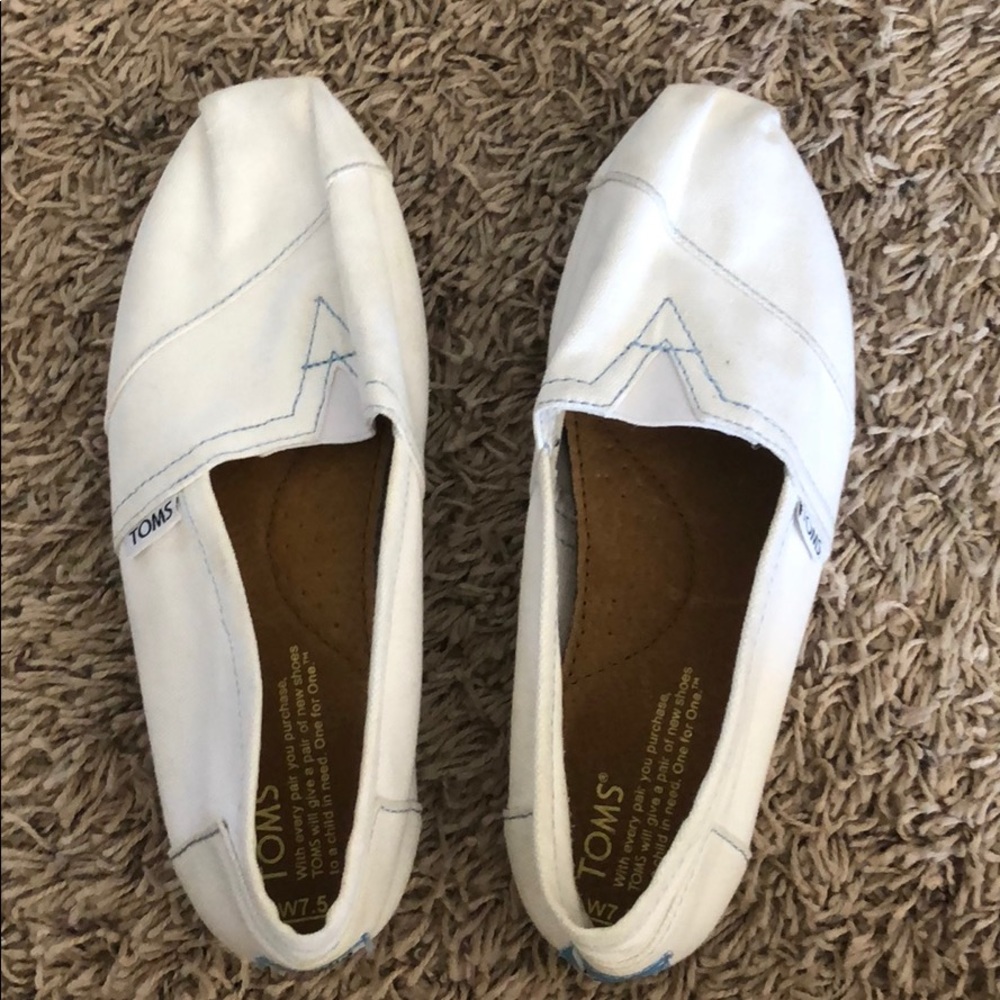 Toms slip-ons